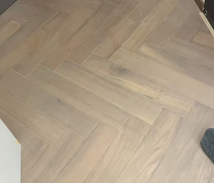 地板